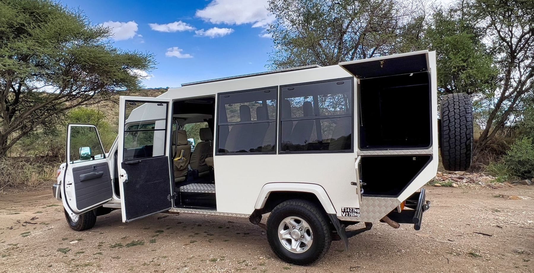 Toyota Land Cruiser 8 Seater