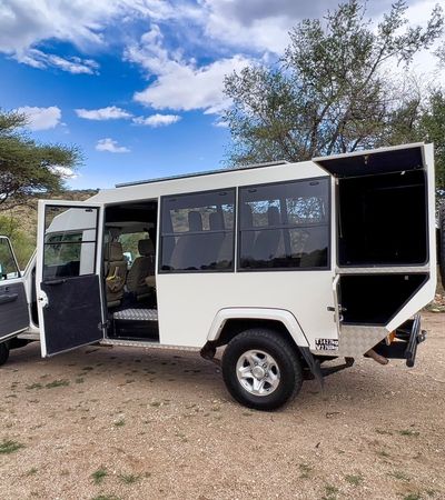 Toyota Land Cruiser 8 Seater